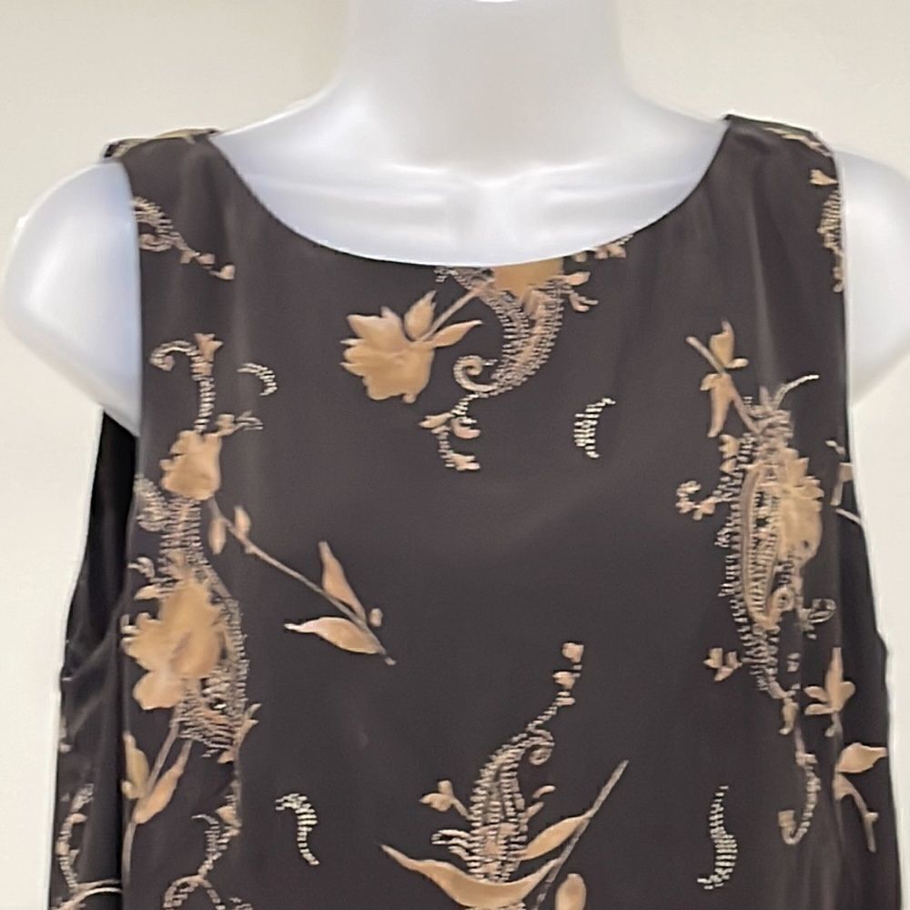 NWOT. Petite Sophisticate brown floral dress. Size 12 L 100% silk lining. - Picture 2 of 9